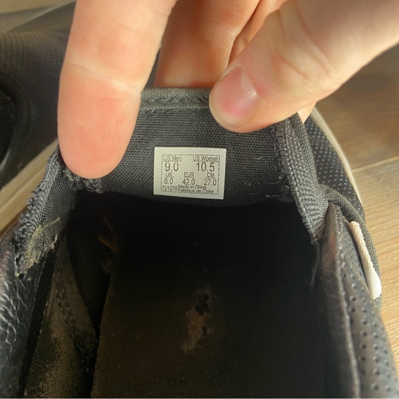 Vans classic slip on mens size 9 shoes black slip on athletic skate sneakers - Picture 8 of 8